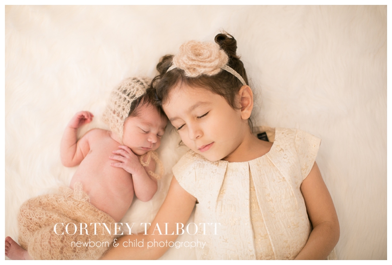 Posing siblings with newborns